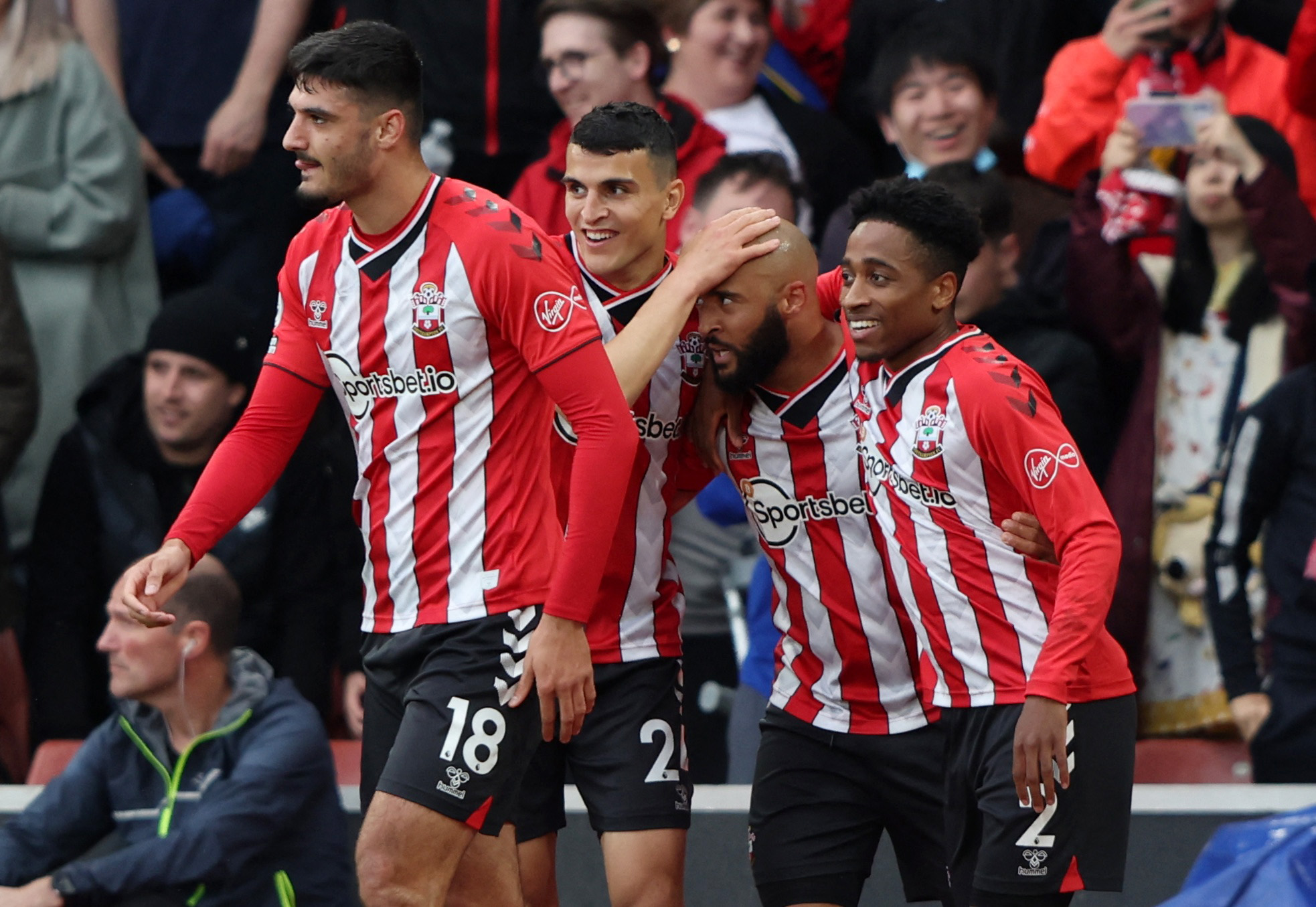 托纳利：我们把握机会不够好，然后每过一分钟比赛就会更沉重