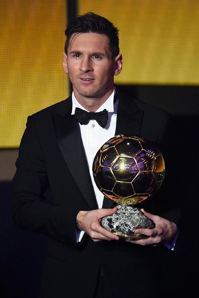 早报：内讧？卖个破绽罢了！