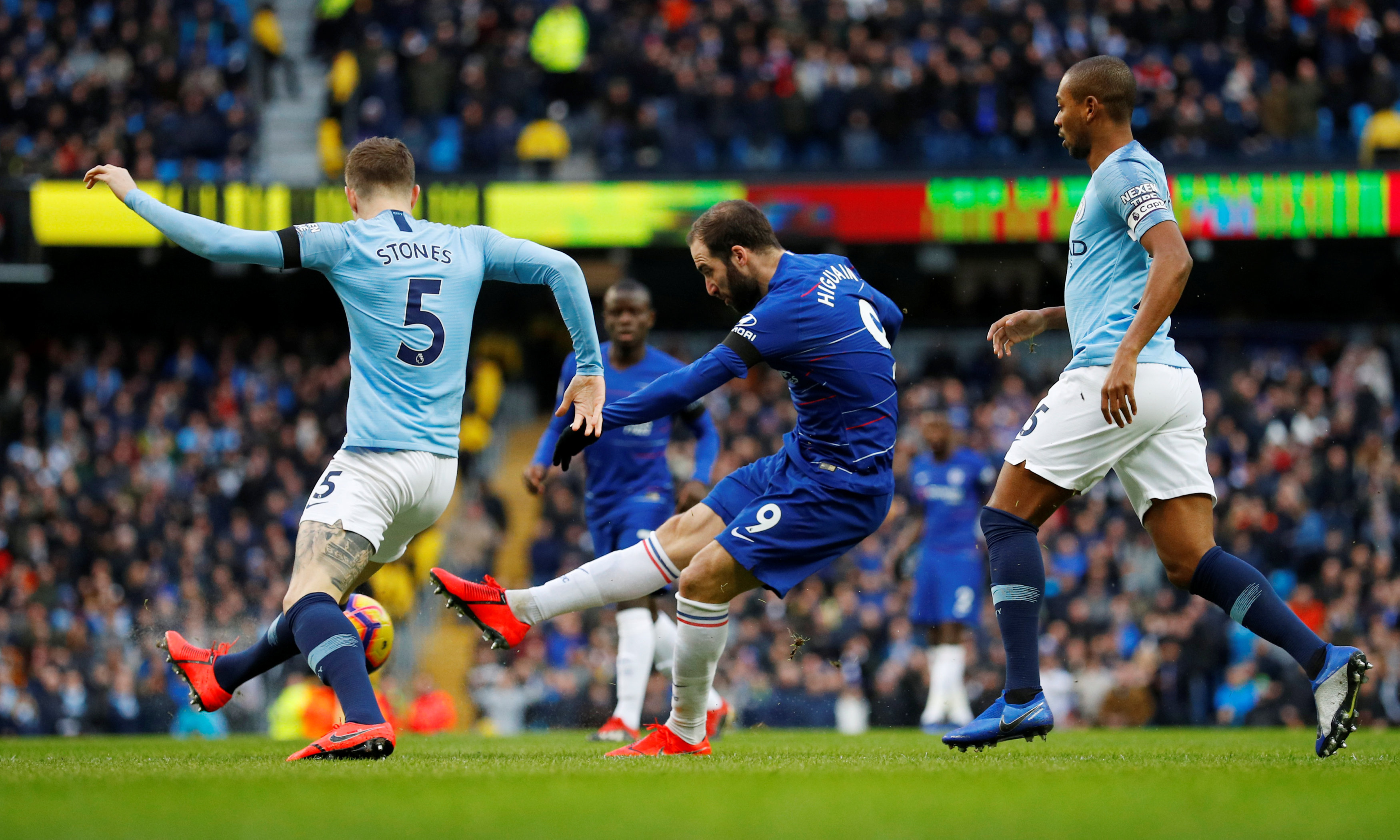 历年中超本土最佳射手：王钰栋11球上榜，武磊8次断层领先