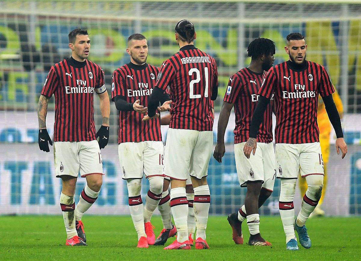 世俱杯金靴赔率：迪马利亚淘汰仍第1 凯恩紧咬（世俱杯金靴赔率更新：迪马利亚出局仍领跑，凯恩紧追不舍）