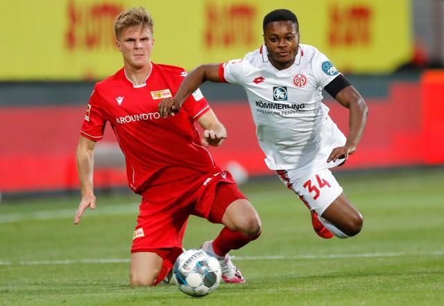 足球体能训练方案（足球体能提升训练计划）