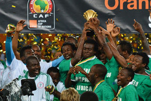 近10年欧冠场均进球榜：哈兰德1.02球第1，C罗第2，梅西第4