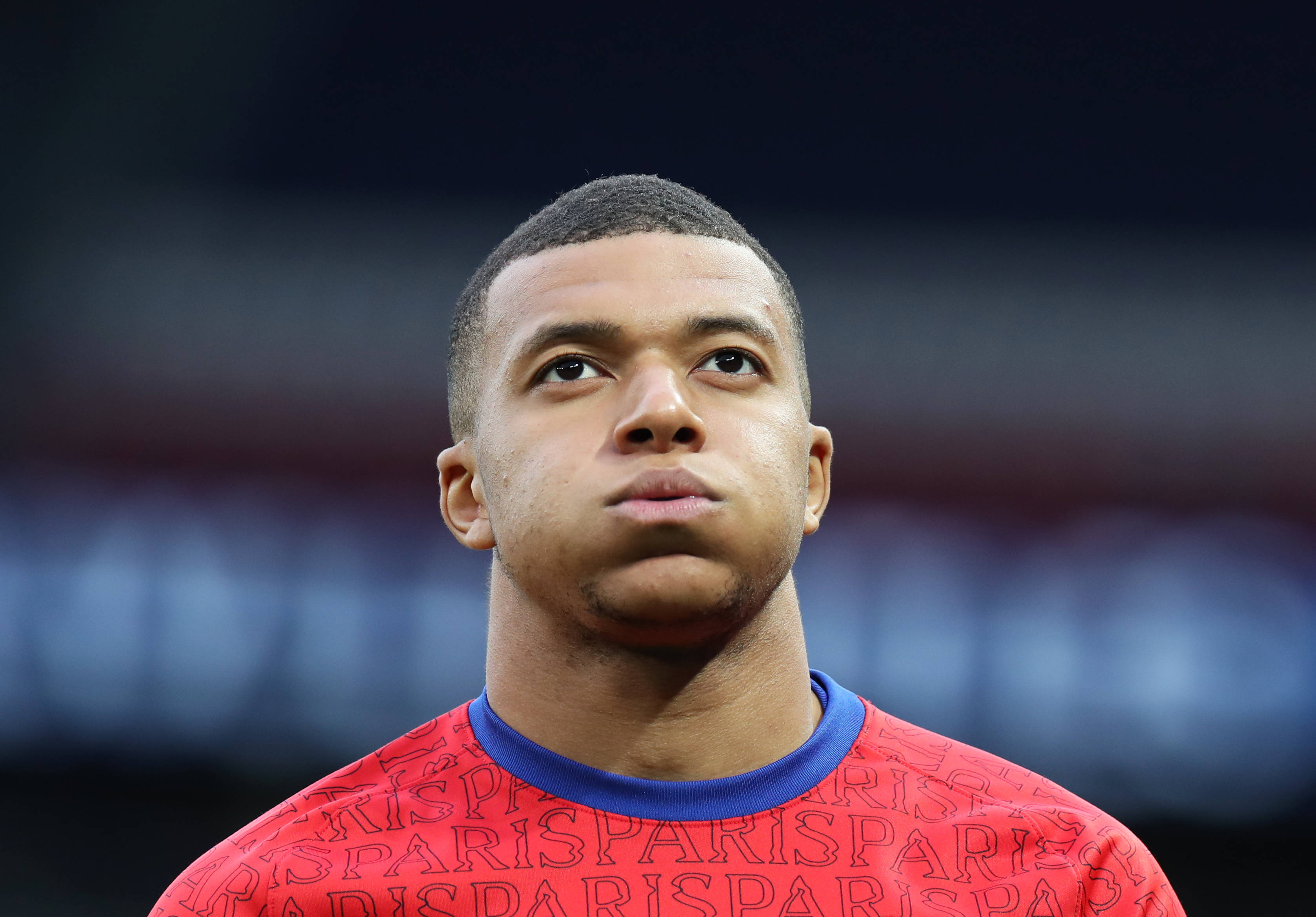 伊萨克全场数据：出战68分钟，7次丢球，7次对抗全部失败（伊萨克本场数据：出场68分钟，7次丢失球权，7次对抗无一成功）