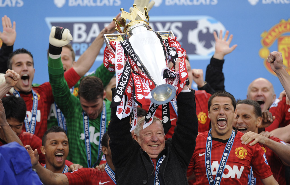 英超曼城与利物浦积分榜争夺白热化（曼城与利物浦英超榜首之争进入白热期）