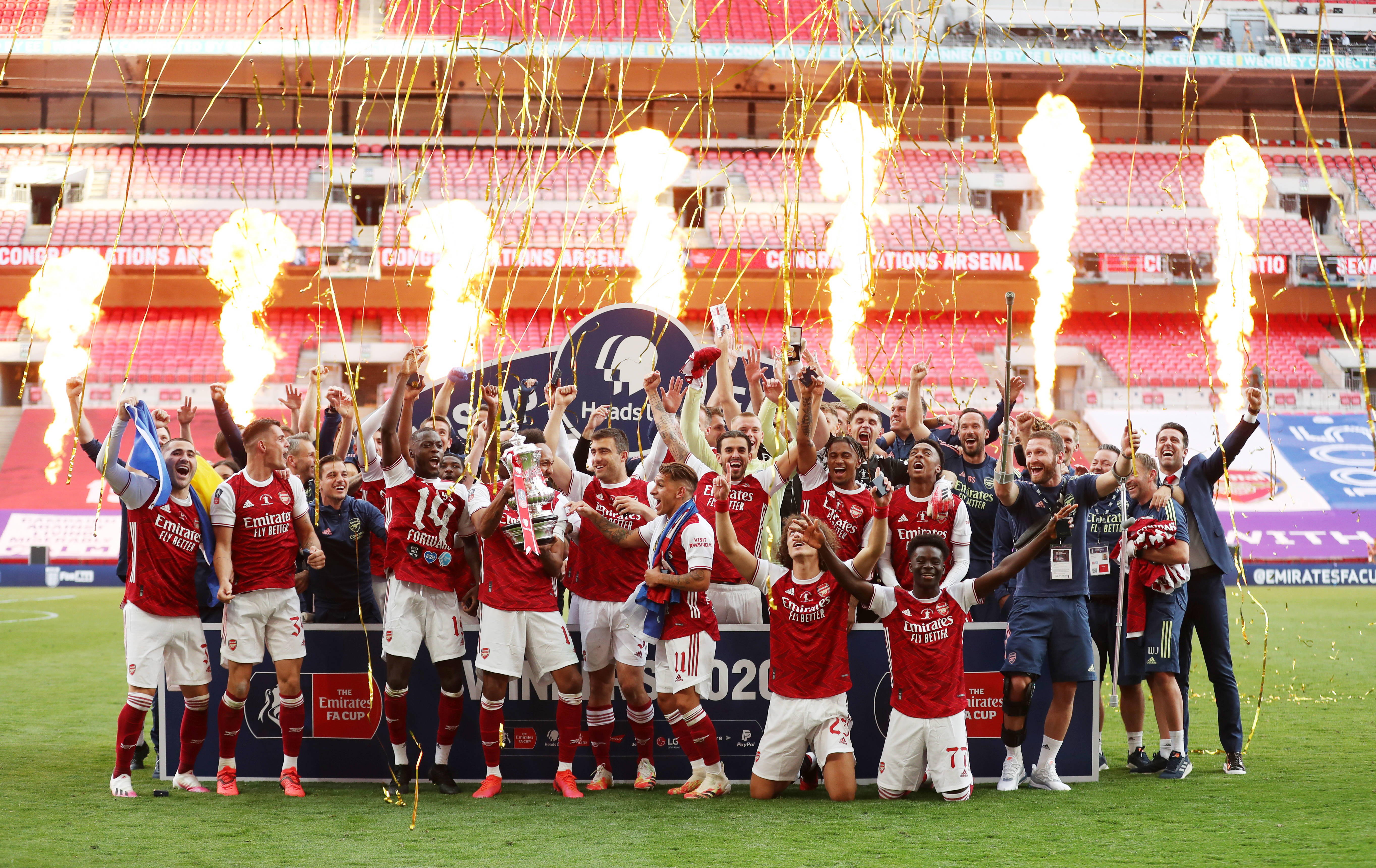 越老越妖！朱婷16分单场MVP！科内欧冠2连胜，第4座世俱杯稳了！