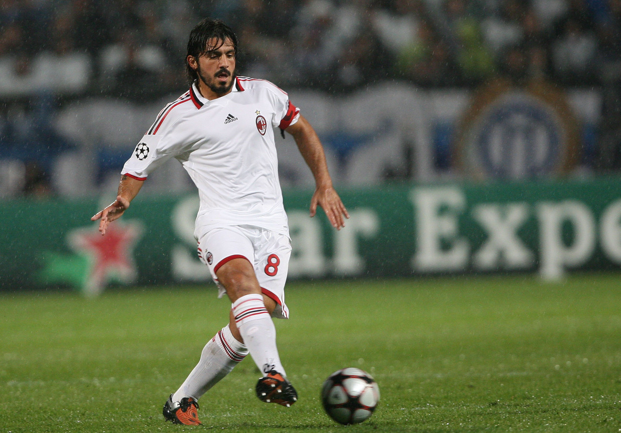 塞尔塔主帅：不满球队多打一人的表现，伯纳乌取胜有运气成分