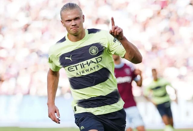 西甲裁判罚下昔日名哨，后者曾执法当年的米兰利物浦欧冠决赛