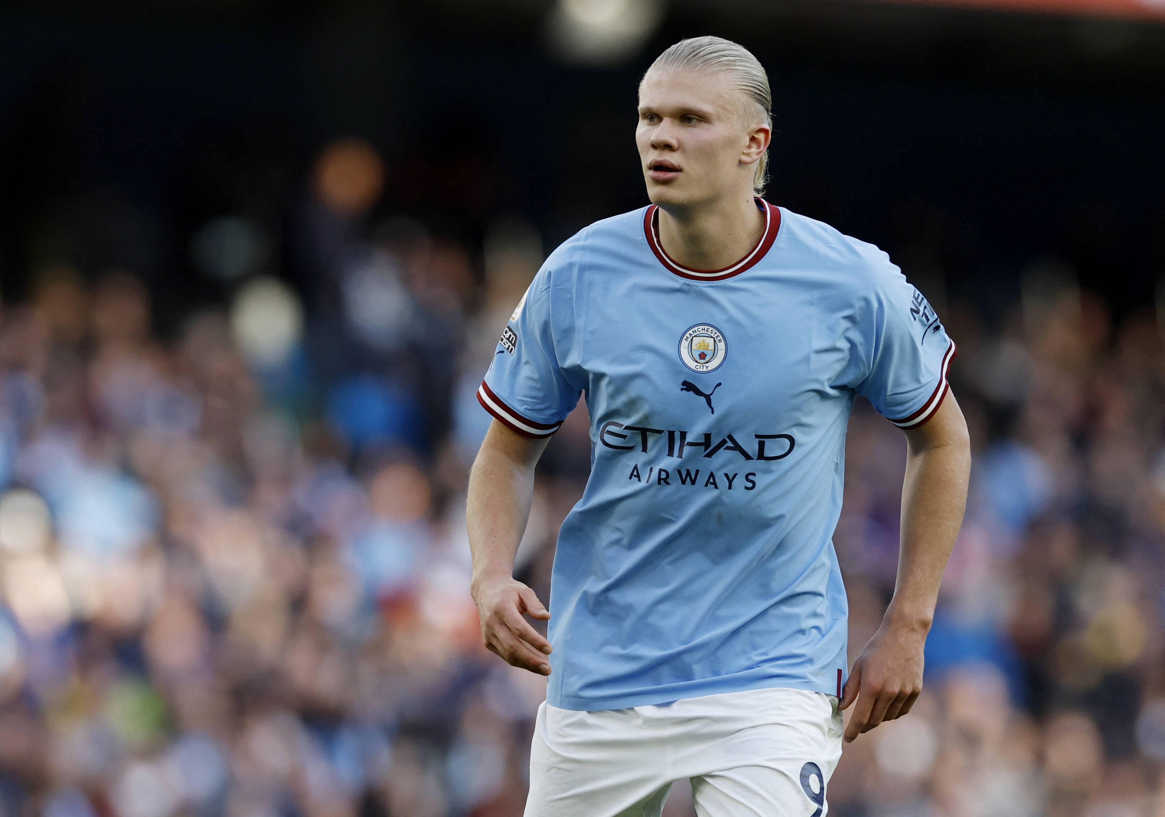 有消息称萨拉赫“很不高兴”，因为他不会在利物浦待满“六个月”。