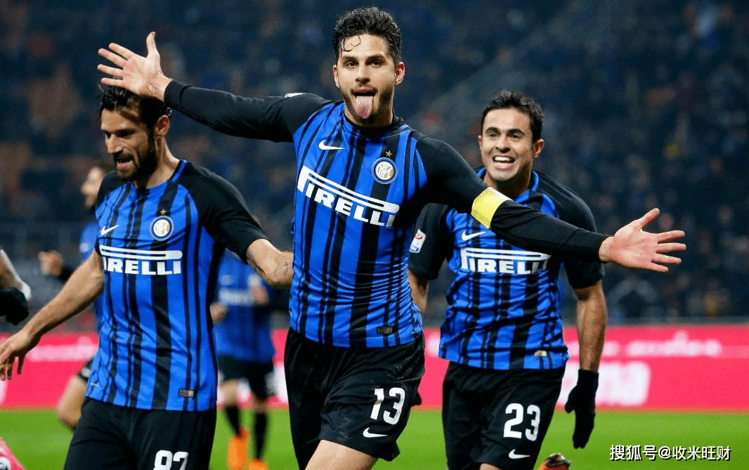 记者：维尼修斯续约谈判失败，皇马设定1.5亿欧初始转会费