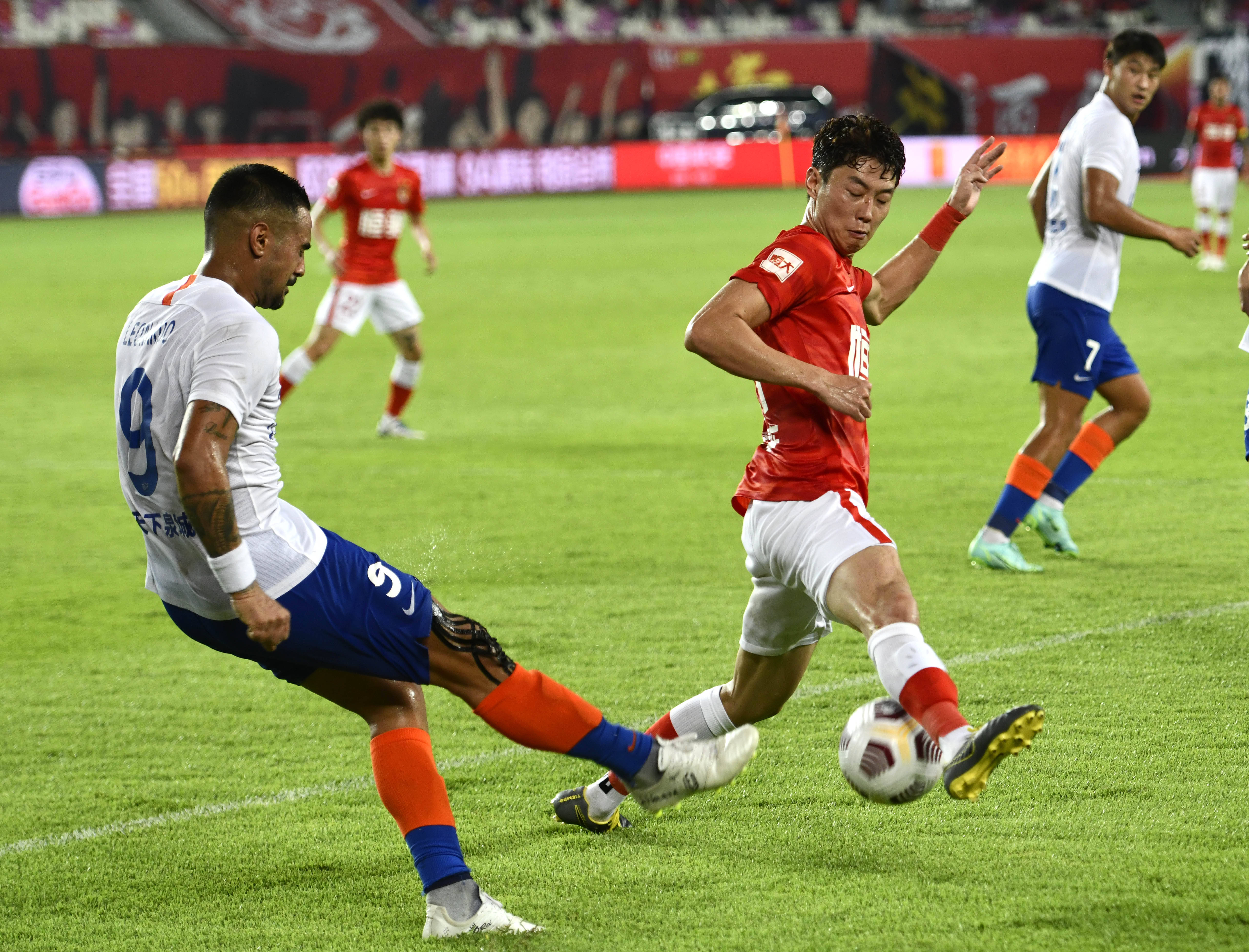 德甲第13轮指南：汉堡不莱梅上演北方德比，科隆后防遭伤病诅咒